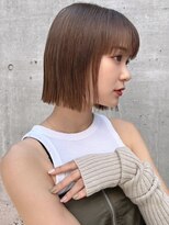 ハニー 町田(HONEY)&nbsp;切りっぱなしボブ　ぷつっと　ワンレン　ラテベージュ