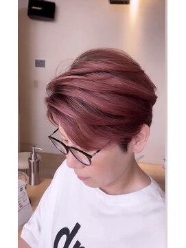 ソイア 春日井店(Soea) ケアブリーチ　40代　ピンクベージュのシャドウルーツ