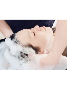 【放出駅・徒歩3分】美しい髪を保つには頭皮ケアが大切☆日々の疲れを癒しながら、艶々な美髪へ導きます◇