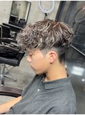 スペインカール 刈り上げ眉カットツイストスパイラルパーマ