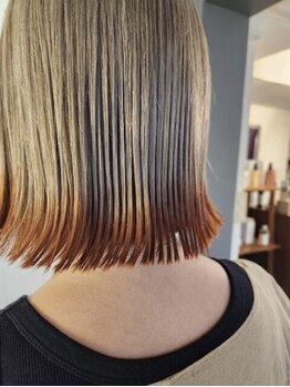 ライズ ヘア ブランド 豊中店(RISE HAIR BRAND)の写真/種類豊富なカラーメニューでなりたい髪色を自在に再現☆デザイン性の高いカラーであなたのお洒落度をUP！