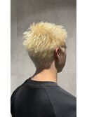 スパイキーショート/ブロンド/ブリーチカラー/抜きっぱなし