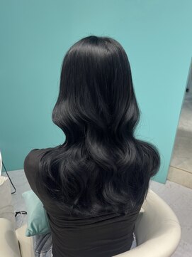 エクララ(eclala) ブルーブラックで透明感暗髪に♪