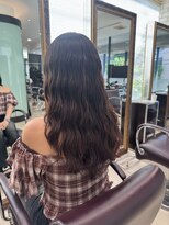 アメリ バイ アピッシュ(Amelie by apish)&nbsp;ゆるめパーマロングパーマなみまきパーマくせ毛風パーマ