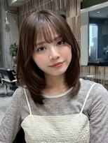 ファルベ(Farbe)&nbsp;黒髪/オリーブグレー/小顔/ココアベージュ