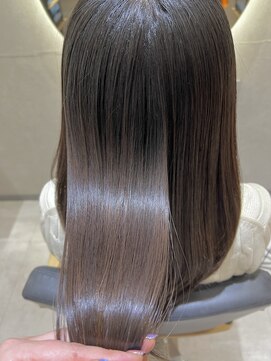 ジーナ 福岡天神(Zina) 髪質改善＊しっかり内部補修であるツヤ【Zina福岡天神】