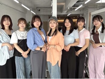 ベリテ 津田沼駅前店(verite)の写真/女性スタイリストならではの感性で繊細な悩みも解決。理想の形へ【津田沼/津田沼駅前/髪質改善/縮毛矯正】