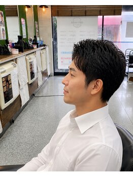 銀座バーバー 鳩ヶ谷店の写真/お手頃価格のメンズカットが魅力！忙しい毎日のビジネススタイルを整える◎
