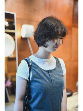 ブーフ(bufr) 抜け感ショートパーマ