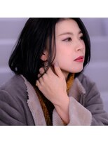 ヴェリテ(Verite produced by LA'BO) 大人系ミディアムボブ 