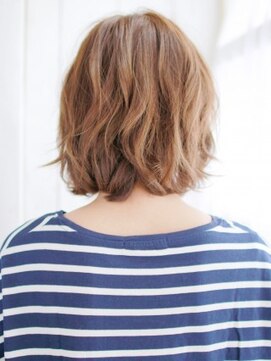 ヘアメイク ナル(hair make nalu) ラフセットのナチュラルカールスタイル