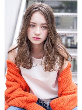 エイミー(Aimee) Aimeeゆるふわロング×3Dハイライトベージュ