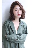 大人女性のグレージュラフウェーブ