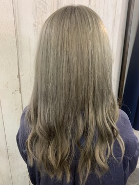 ヘアリゾートエーアイ 浅草店(hair resort Ai) ミルクティーシルバー