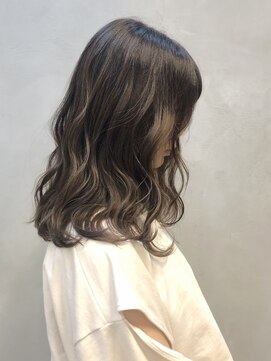 ヘアスタジオダップ(hair studio dap) セミロング×ミルキー
