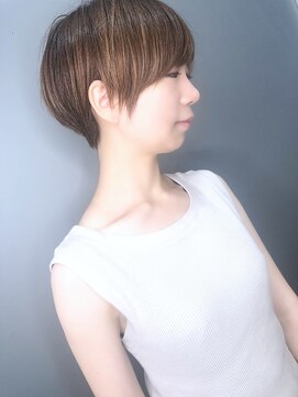 ラウンジ モリオ イケブクロ(Lounge MORIO Ikebukuro) 【morio池袋】20代30代40代 大人かわいい丸みマッシュショート