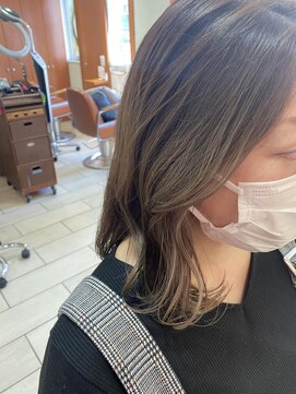 テトラ バイ ネオリーブ 横浜西口店(tetra by neolive) ハイトーンカラー☆ミルクティベージュ