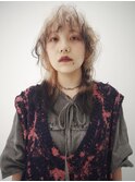 ブリーチハイトーンカラーゆるふわロング髪質改善ツヤ髪スタイル