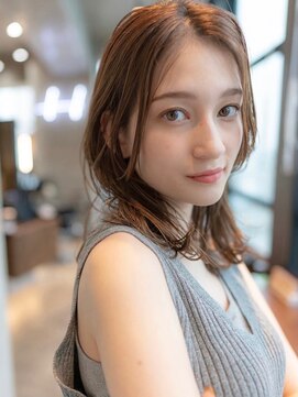 イオ 本厚木(io) 20代30代大人かわいいベージュカラー前髪レイヤーカットくびれ