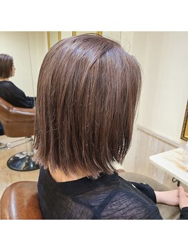 ヘアーズ ロッソ(hair's ROSSO) ブリーチオンカラー　外ハネボブ[30代40代50代]