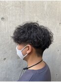 波巻きパーマ黒髪フロント重めマッシュツーブロック