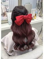 アリエス 渋谷駅東口店(Aries)&nbsp;耳出さないねじりハーフアップ