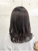 レイヤーカット&オリーブグレー
