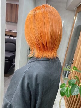 イルウィ(irwi) 【ブリーチカラー】ハニーオレンジカラー　外ハネボブ