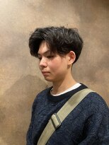 ビップ(V.I.P)&nbsp;センター分けスタイル