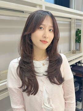 ディーエックス スリー(Dxxxx III) レイヤー　ワンカール　こなれナチュラル　くびれヘア　TOMOKI