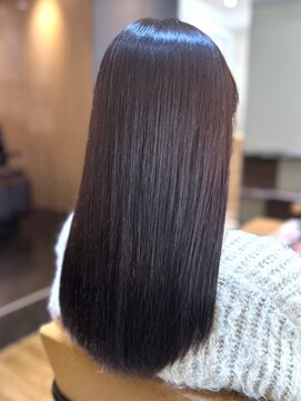 ソワバイアロマヘアー(soi by AROMA hair) ストレートヘア/セミロング/透明感カラー/ツヤ髪/艶髪/髪質改善