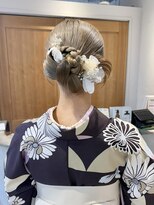 テトラ バイ ネオリーブ 横浜西口店(tetra by neolive)&nbsp;卒業式　ヘアセット　タイトリボン　袴着付け　　横浜★