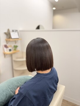 ビフィーノ ルーチェ 川西能勢口駅中店(bifino luce) 切りっぱなしボブ