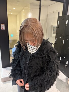 アイリー 名古屋(A/LEE) ミルクティーベージュ/ボブ