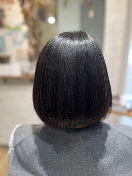 シー 豊川店(She) うる艶ボブスタイル