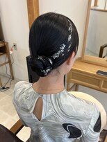 シエル ドゥ サワ(ciel de SAWA) すっきり大人っぽいタイトアレンジ
