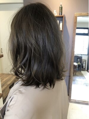 【浅間町】歳を重ねるごとに素敵なスタイルが叶う《kuuki》髪質に合わせナチュラルで上品な髪色をご提案！