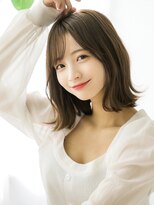 レイリー 原宿 表参道(Rayreee) 大人可愛い20代30代40代小顔似合わせ 原宿表参道ペールベージュ