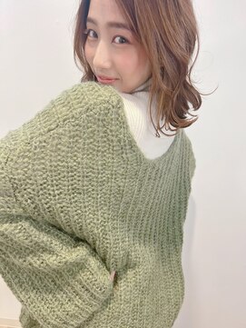 シーナ(scena) ふわふわベージュミディアム