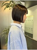 ミニボブ黒髪グレーベージュアッシュカラー