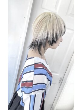 ウーロス(uros.) ブロンド×ブラック