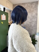 アラレ(ARARE)&nbsp;レイヤーボブ+ダークネイビーブルー