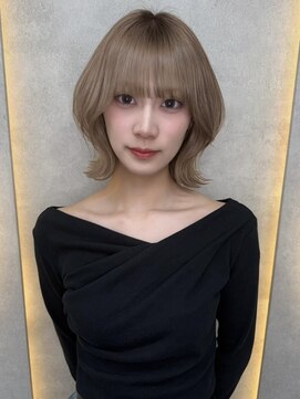 ルノン(LUNON) ホワイトグレージュミニウルフチェリーブラウンデジタルパーマ