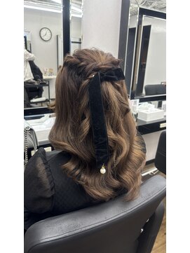 エル ヘアサロン なんば店(eL) ハーフアップ