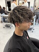 レム 長野青木島店(REM)&nbsp;ホワイトメッシュ/イナズマツイスト