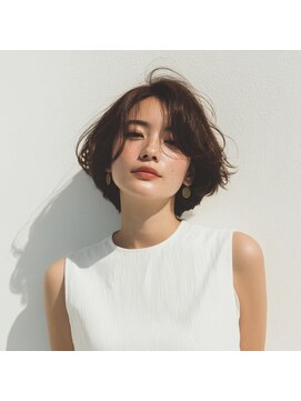 テラス 銀座(terrace) ★明るい白髪染め×抜け感外ハネボブ