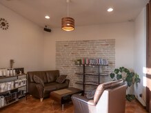 ヘアーミックス ニット(hair mix nitt)の雰囲気（ゆったりとした落ち着かのある店内）