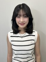 リリーワン 心斎橋(Lily Wong)&nbsp;大好評ミディアムレイヤー/伸ばしかけの方にもおすすめ