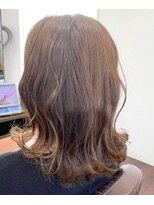 ビーズ ノイ(BEE´Z NEU) くびれヘア外はね&オレンジブラウン9.2