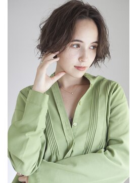 サク(Sac.) Sac.栃木優佑 似合わせカット ショートボブ 透明感カラー